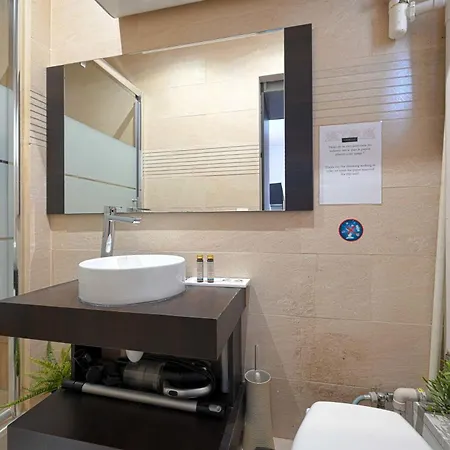 Apartment Small Studio Next To Invalides Paris